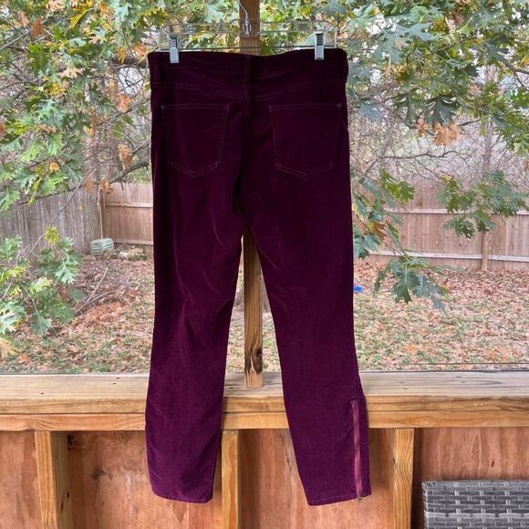Anthropologie Pilcro Stet Cords Burgundy Tapered Leg Ankle Zip Size 29" - Picture 2 of 7